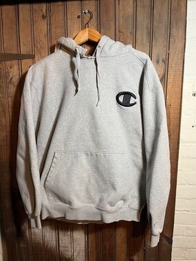 Vintage Champion Reverse Weave Hoodie with Black Logo Patch